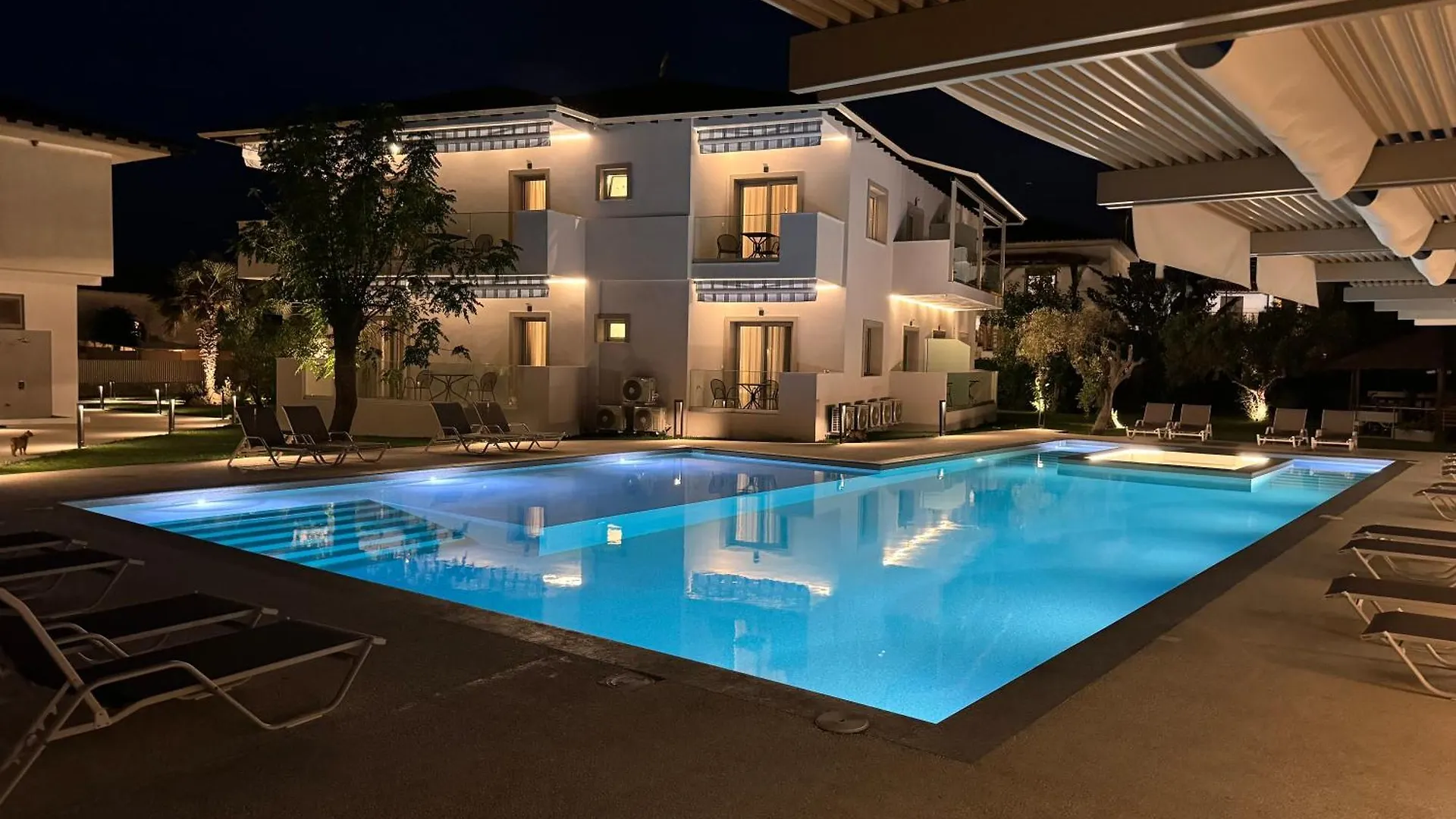 Hotel Studio Nikiti Beach