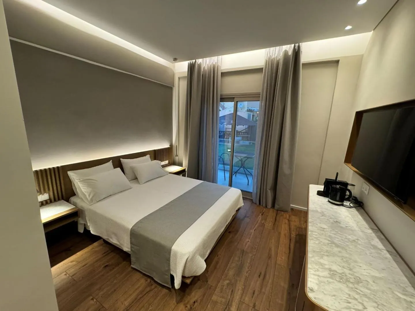 Hotel Studio Nikiti Beach